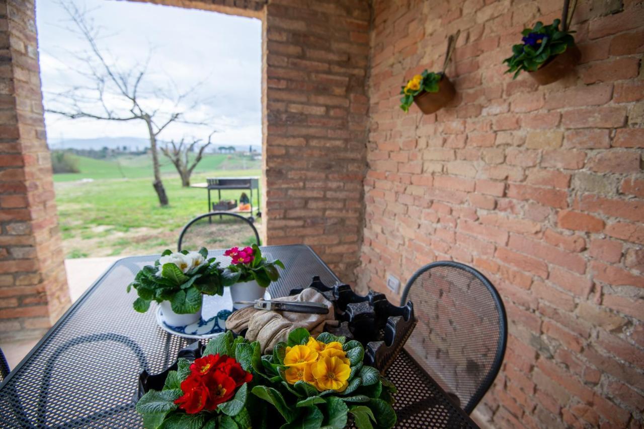 Tenuta La Santissima San Rocco a Pilli ภายนอก รูปภาพ