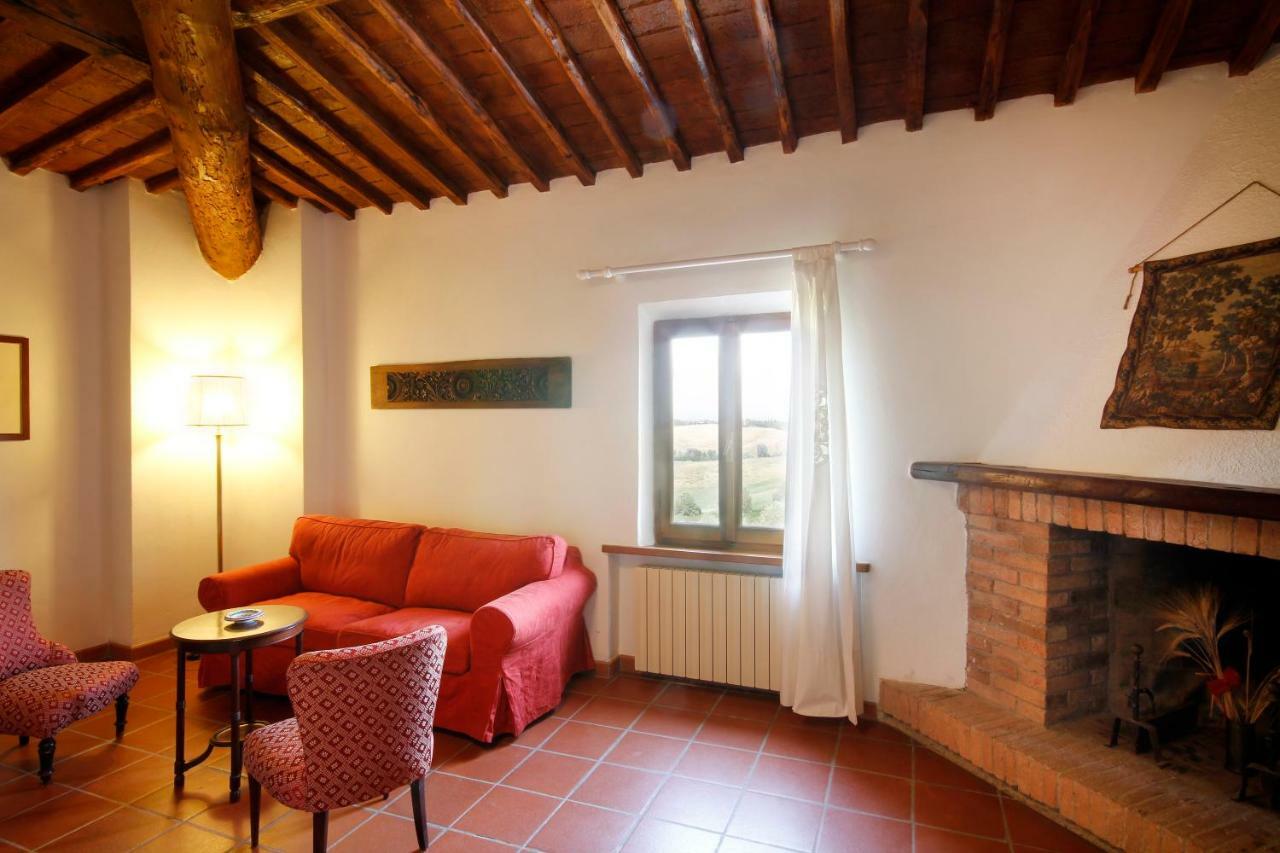 Tenuta La Santissima San Rocco a Pilli ภายนอก รูปภาพ