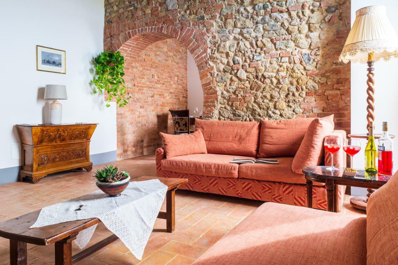Tenuta La Santissima San Rocco a Pilli ภายนอก รูปภาพ